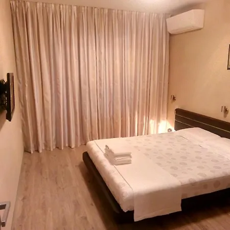 Lejlighedshotel Riverside Plaza *